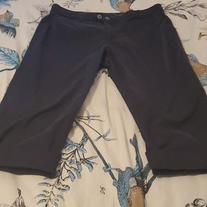 Bandolino Cropped Black Pants Size 14